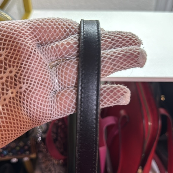 Authentic BALlY Black Leather Shoulder Bag - Picture 12 of 17